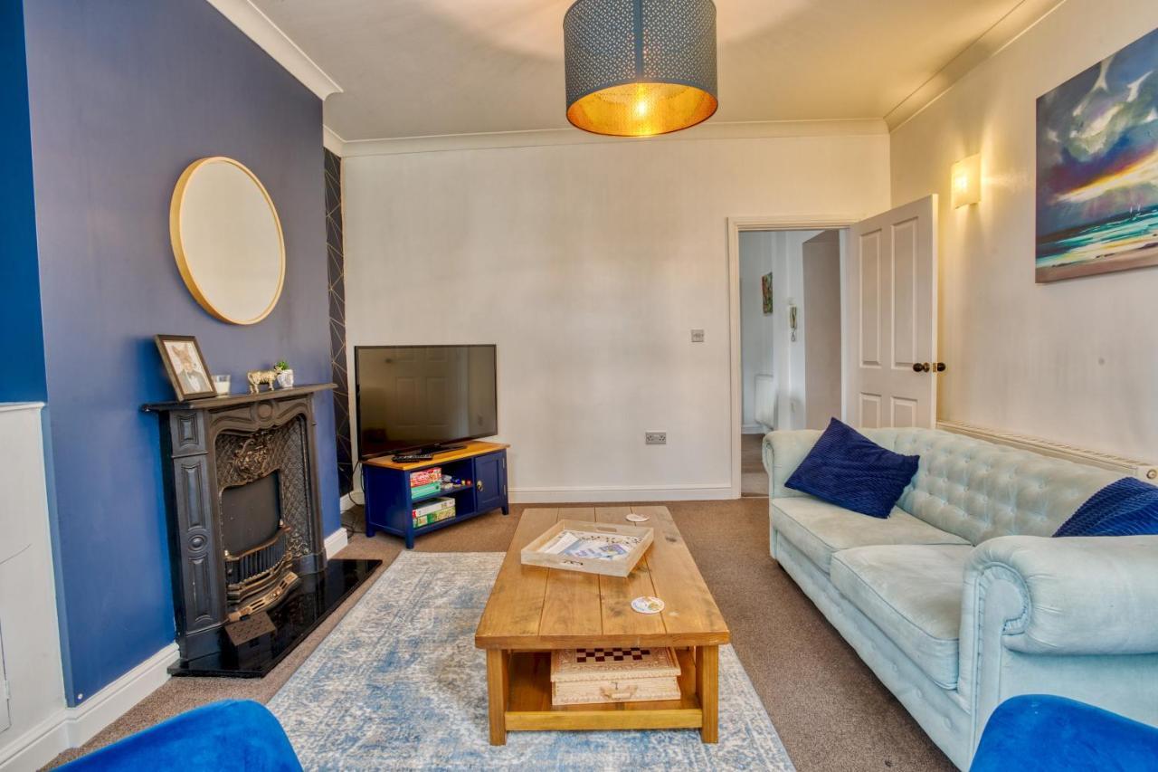 Pass The Keys 2 Bed Flat In Old School House Apartment Lincoln Bagian luar foto